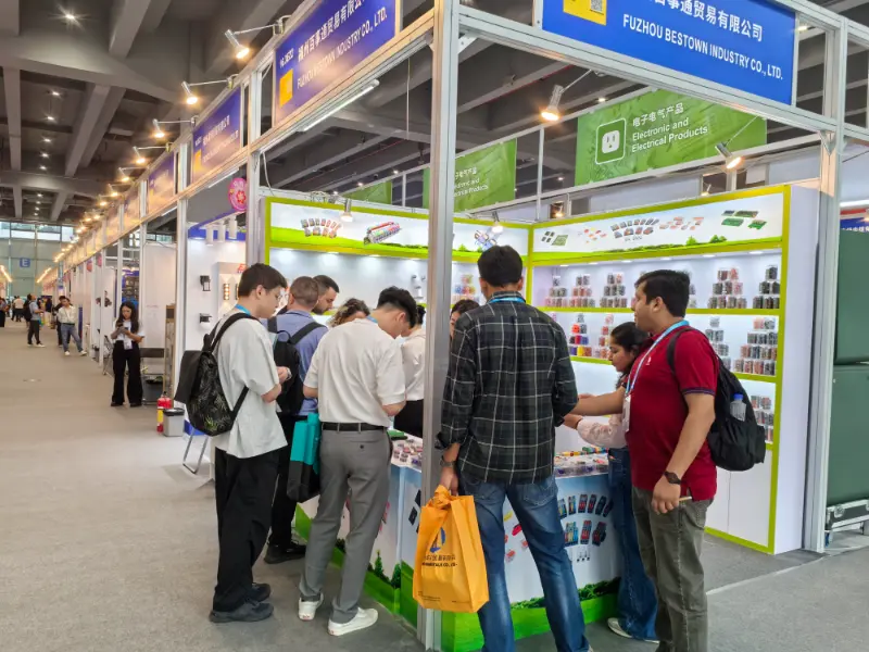 Yueqing Taer Electric Showcases Advanced Wiring Solutions sa Canton Fair Phase 1 Abril 2026